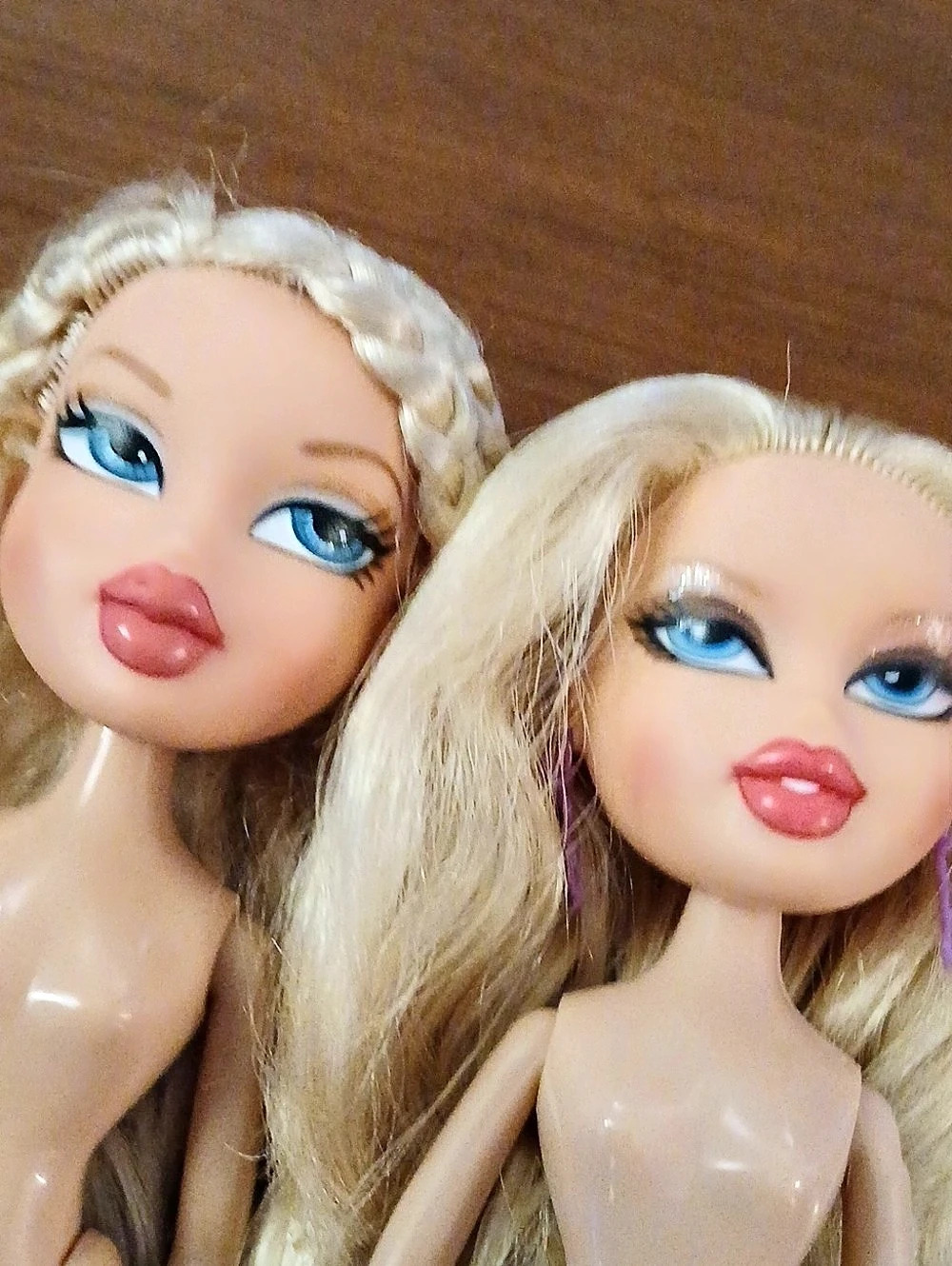 2001 MGA Entertainment Bratz Cloe Doll (Lot of 2) Blonde & Pink